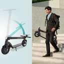 La trottinette électrique AsVIVA ES01 pliée se transporte et se range facilement