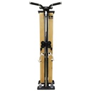 Station de musculation AsVIVA MG7 en bois véritable clair en vue frontale avec poignées de traction et poulies à câble avec repose-pieds inclus